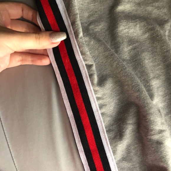 Windsor Track Matching Set - Picture 2 of 4